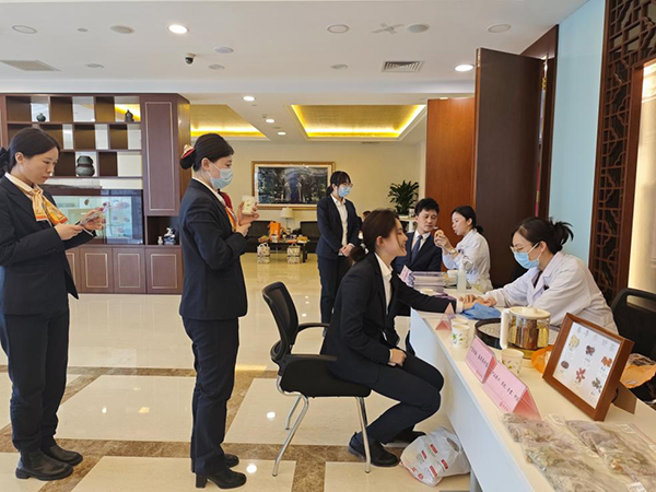 图片 11.jpg 图片 11.jpg
